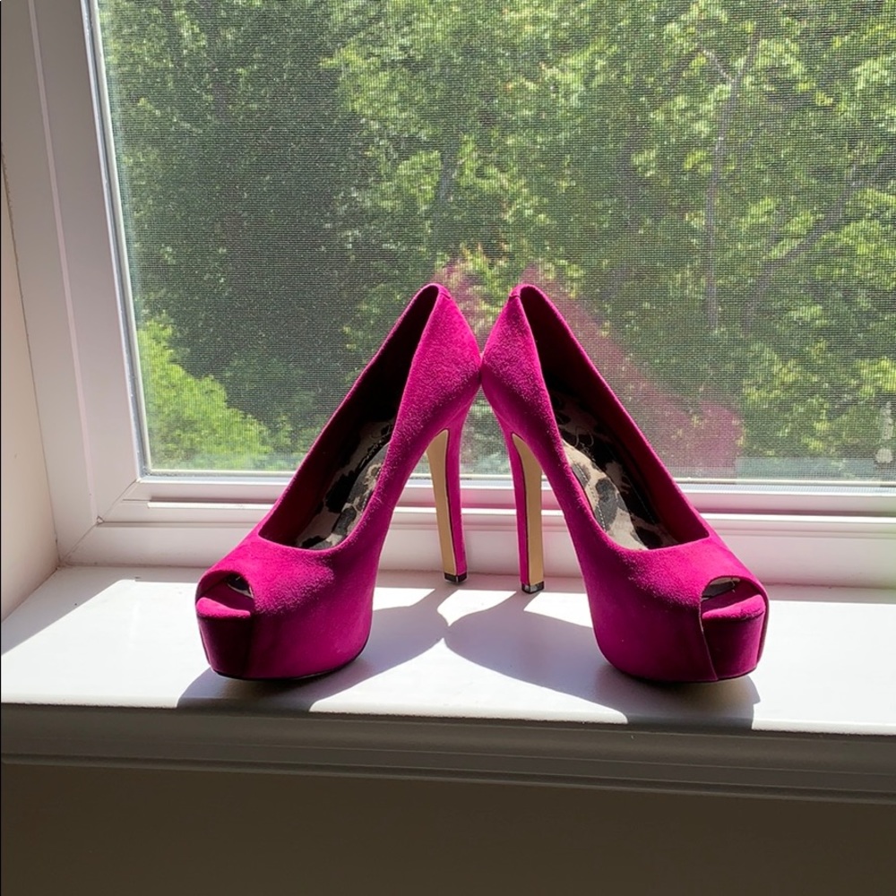 Fuschia platform faux suede heels